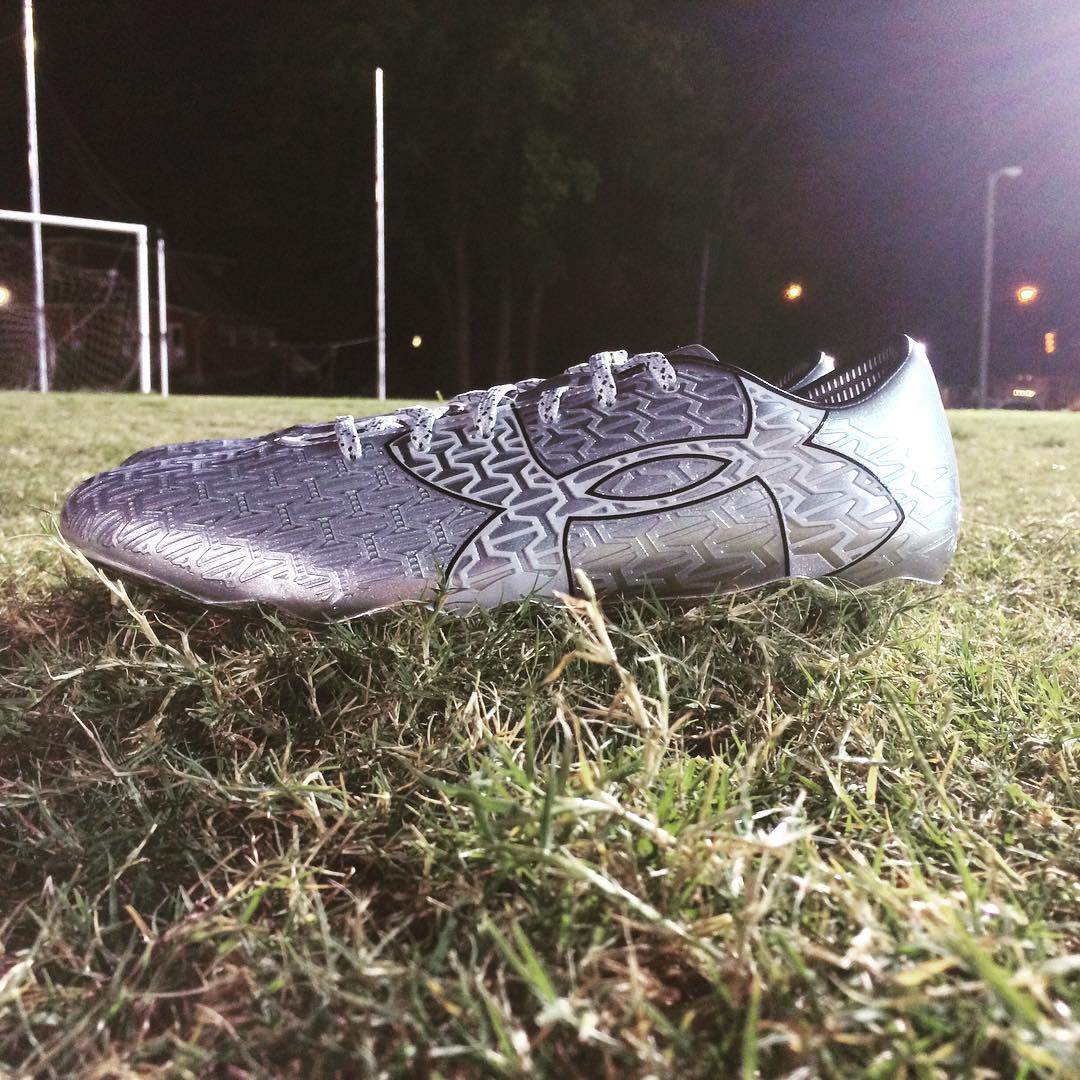 Chrome under top armour cleats